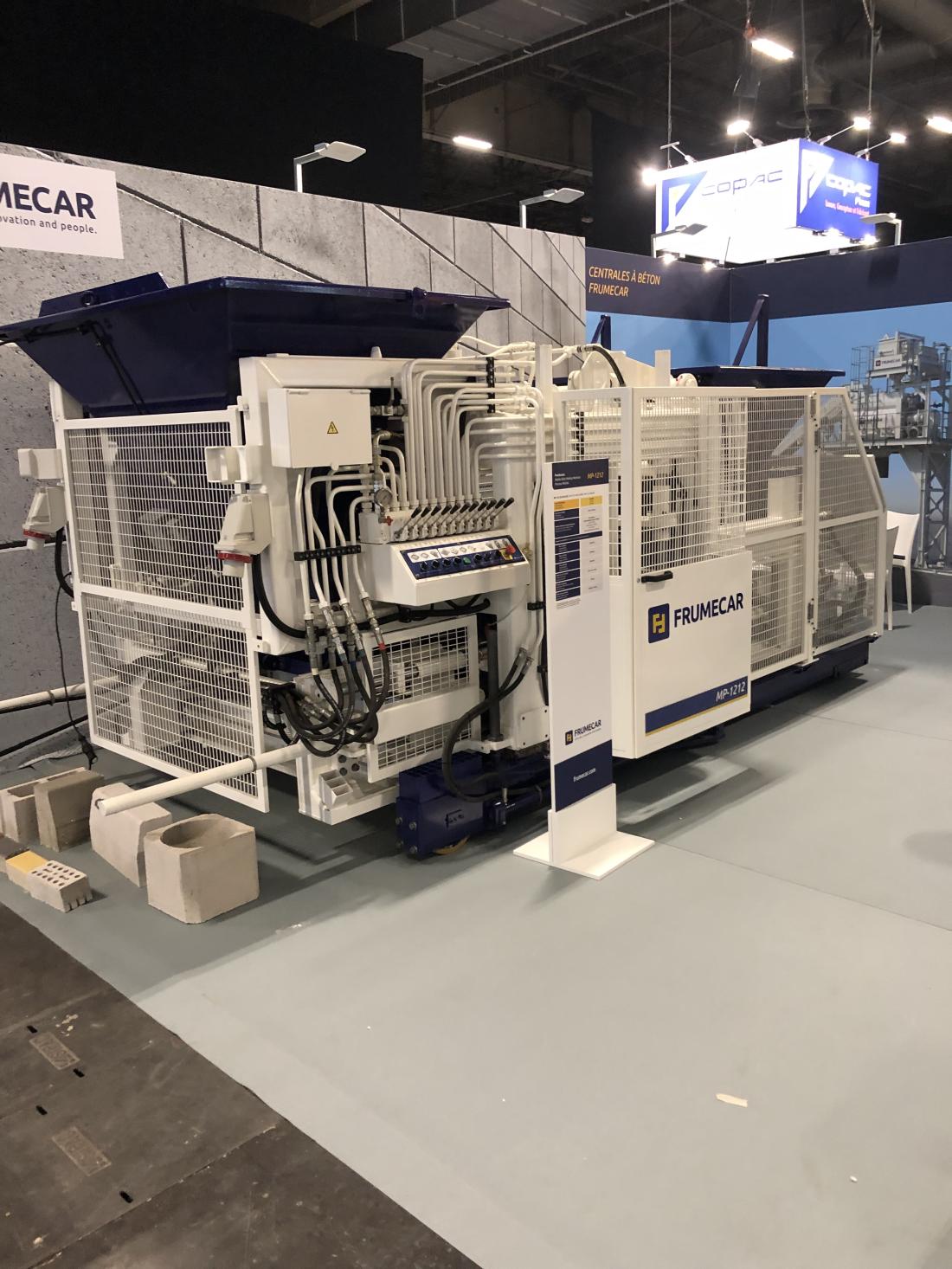 Photo Pondeuse Frumecar